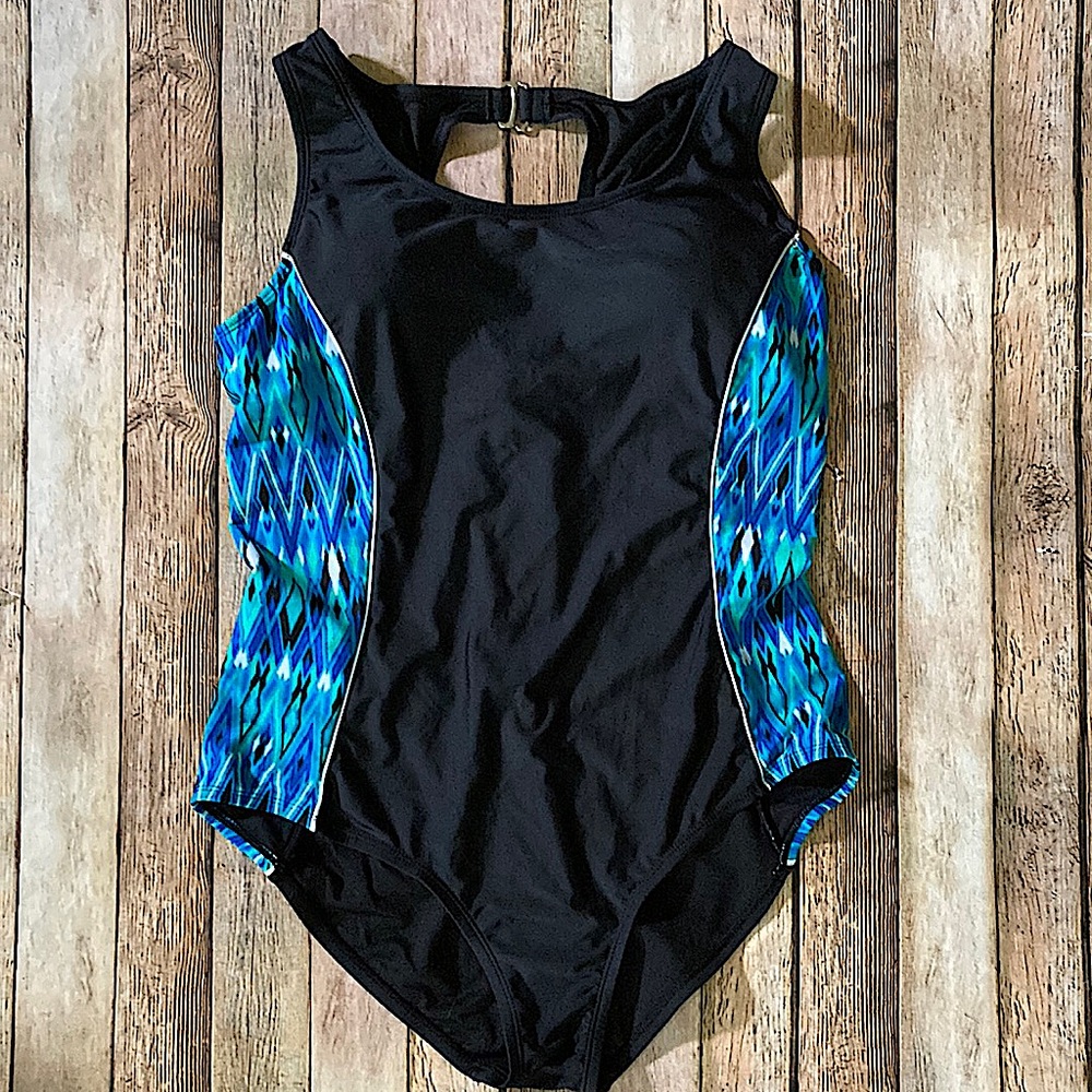 Catalina XL (16-18) swimsuit inrich black and turquoise with built in bra